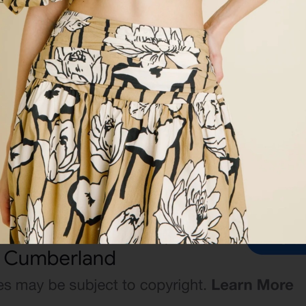AUREUM Tan and Black Floral